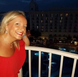 Meet your Posher, Francine